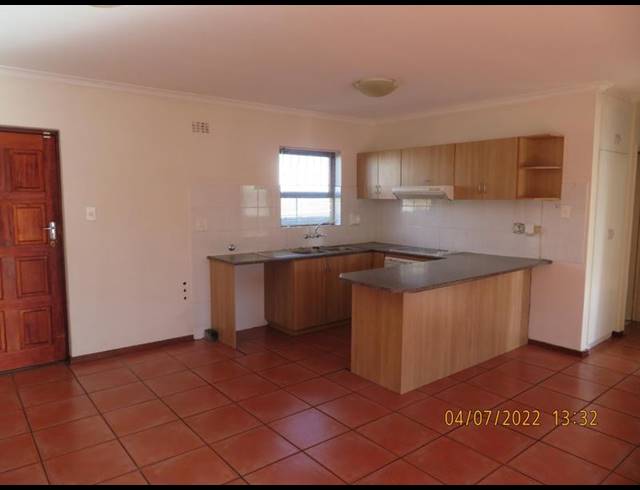 3 BEDROOM PROPERTY TO RENT IN JAKARANDAS